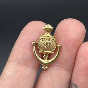 Avon Calling Door Knocker‎ Gold Tone Lapel Hat Pin